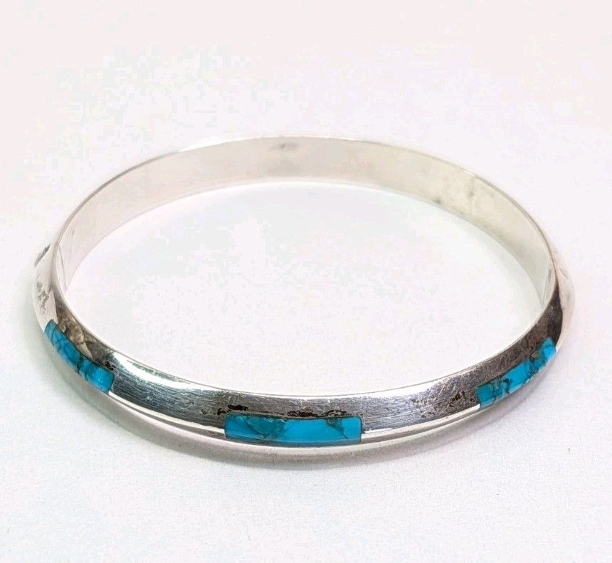 Vintage Turquoise Inlay Bangle Domed Sterling Silver Hinged Opening Size 7.25