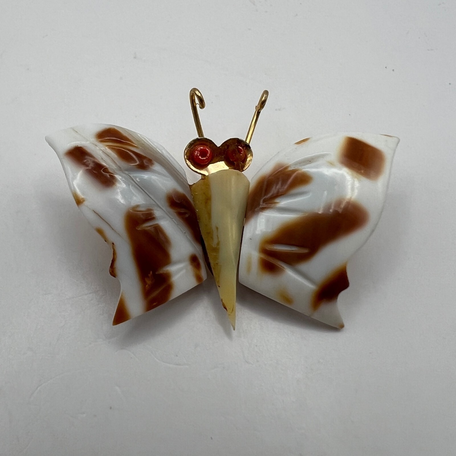 Vintage Shell Butterfly Brooch White Brown Gold Tone Seashell Pin