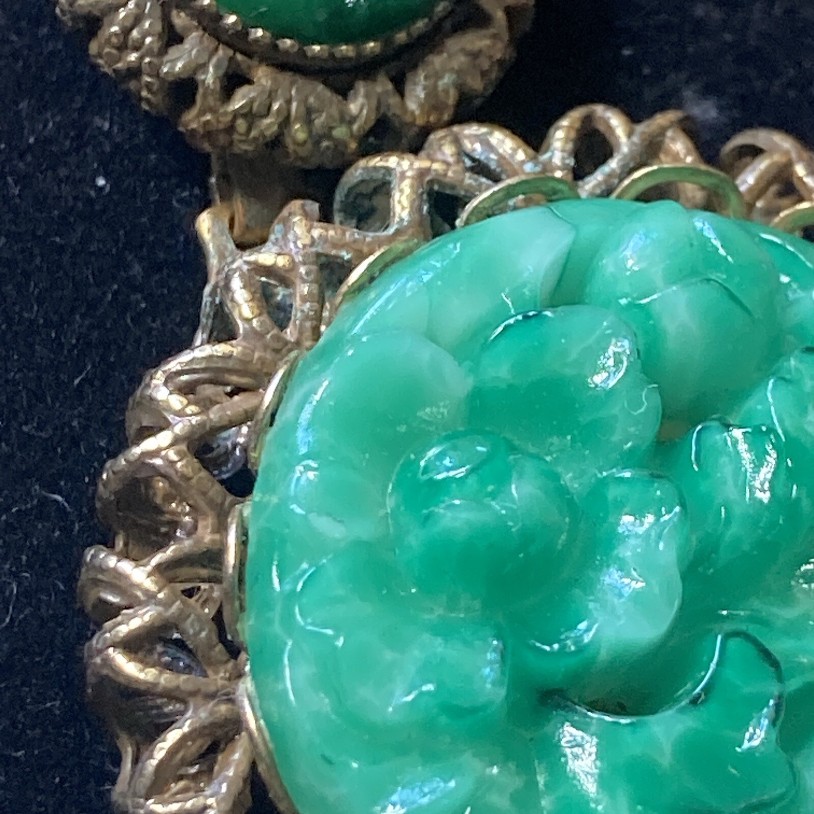 vtgAntq 3 Strand chains Art Deco 2 pendant Faux Jade molded Glass elegant detail