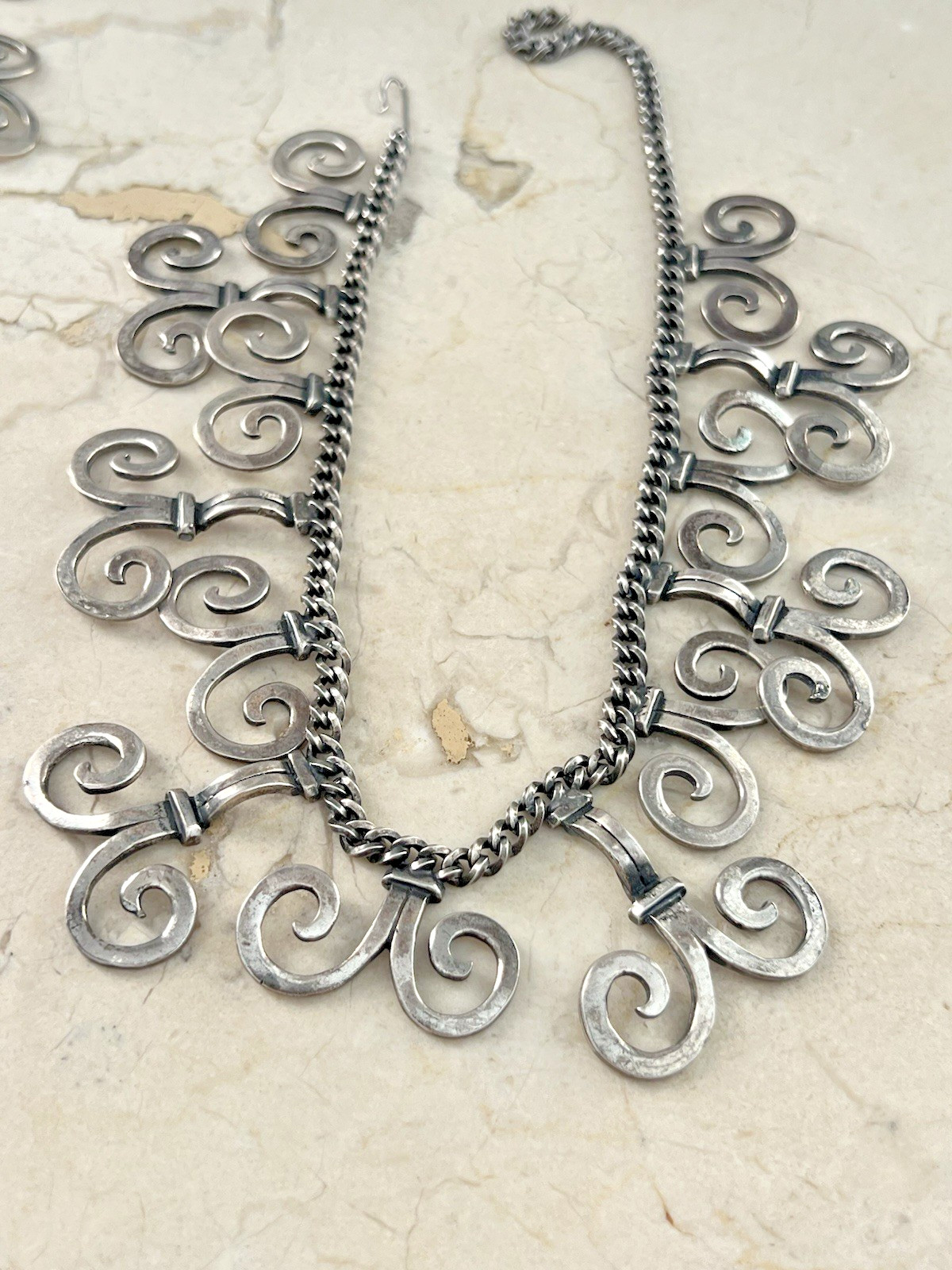 Vintage Zentall Brutalist Swirl Silvertone Necklace & Clip on Earrings Set