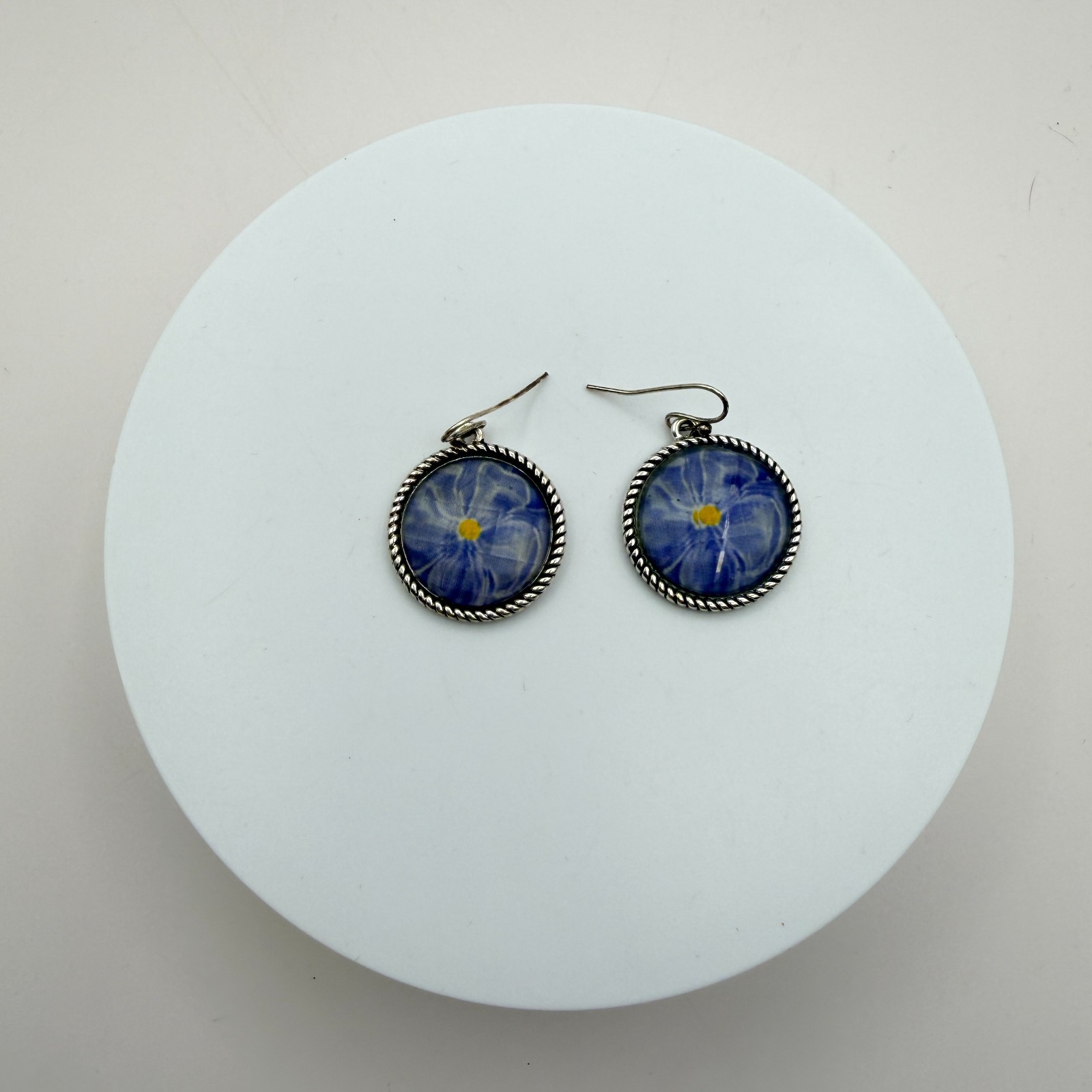 Vintage 90s Silver Tone Blue Flower Glass Cabochon Classic Fashion Jewelry Set