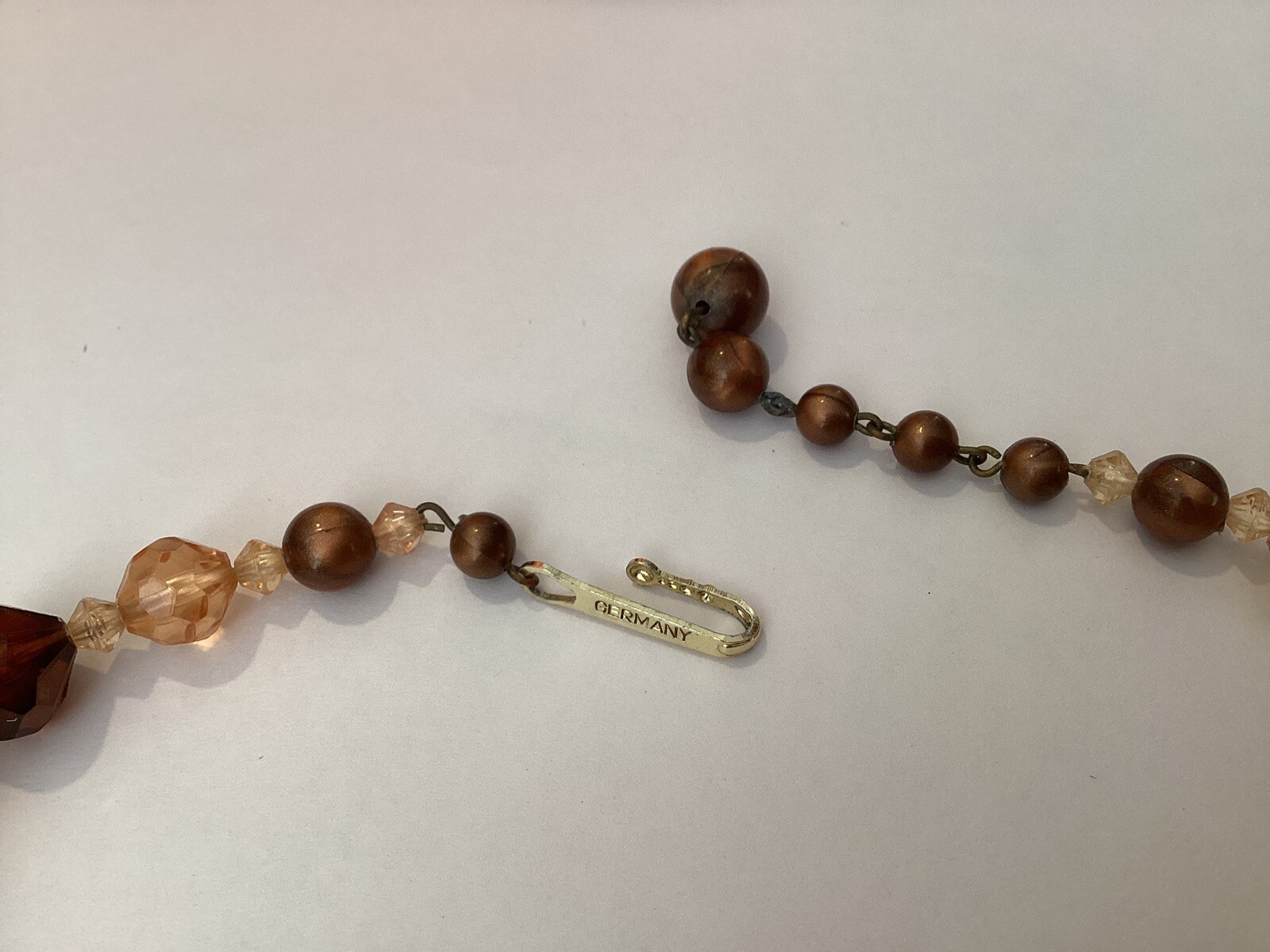 Gold Tone Necklace Peach & Shades Of Brown beads 18” marked Germany Vintage