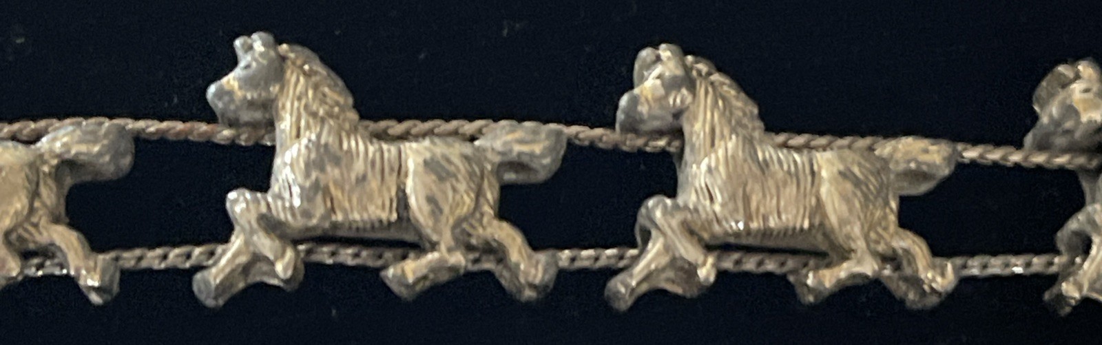 Vintage Cantering Horses Slide Bracelet – Solver Tone Equestrian Charm Jewelry