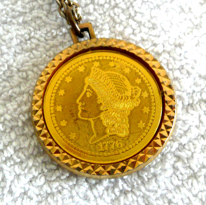 Vintage Bicentennial 1776 20 D Coin Pendant Necklace Gold Tone Chain Link Fancy