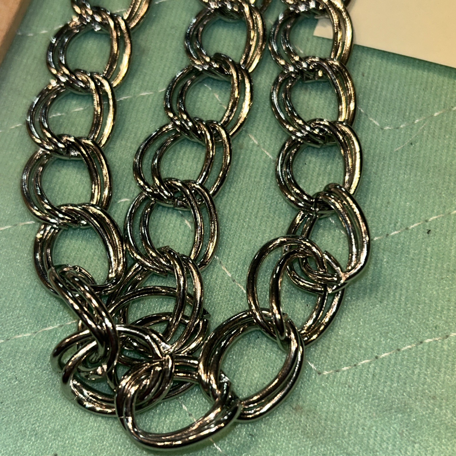 Assorted lot Metal Gallery Pendants Brooch & Silver Gold Chains Jewelry Making
