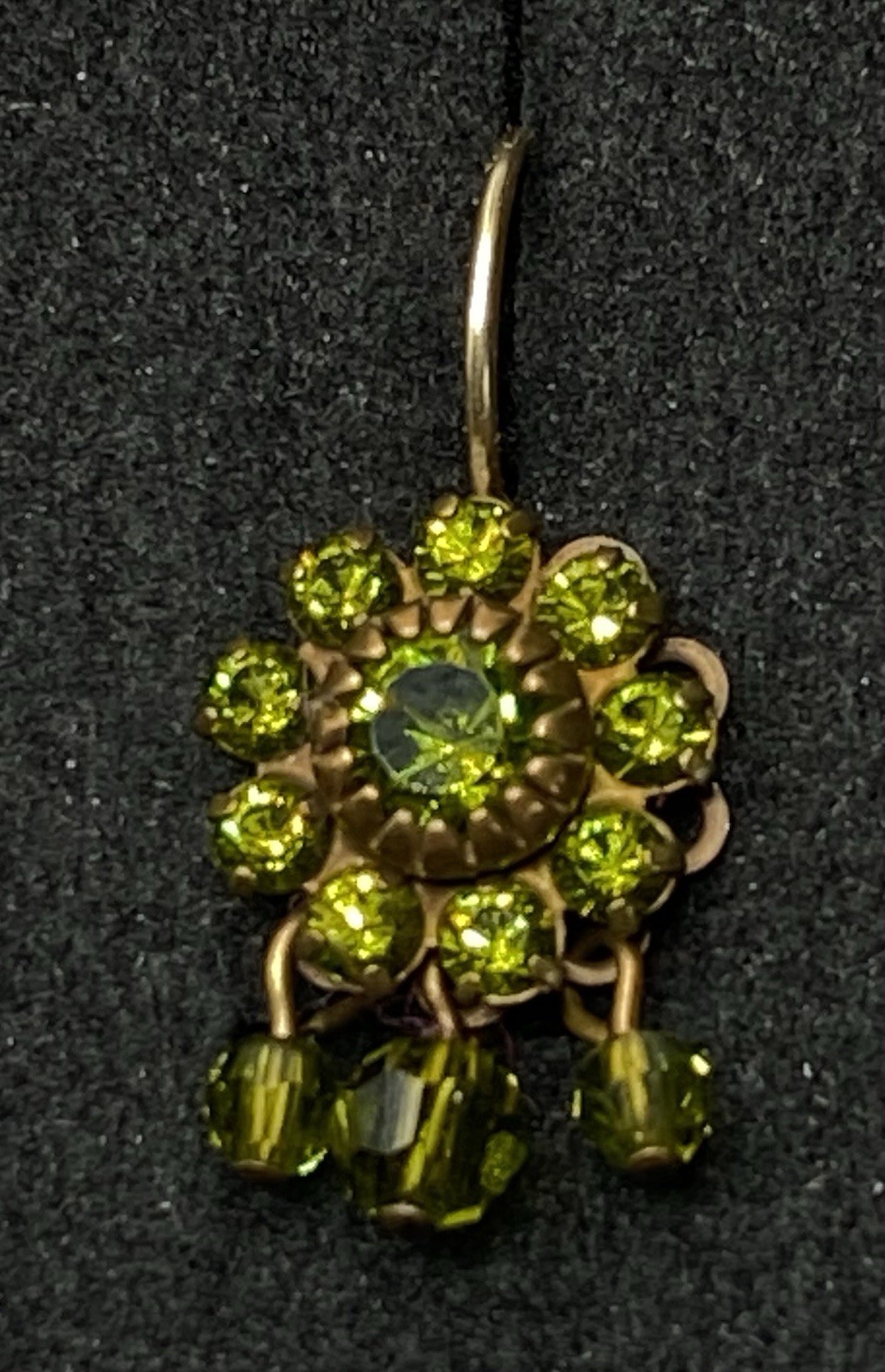 VTG Signed Liz Palacios Lime Green Swarovski Crystal Earrings W/ Lever Closure