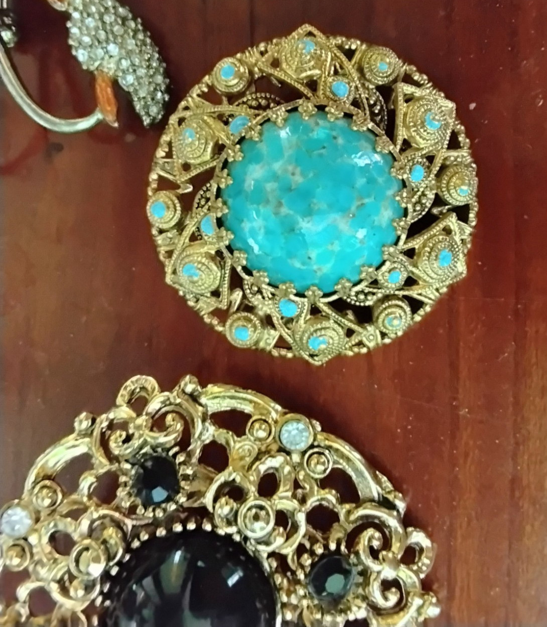 Vintage designer signed gold tone cabochon jewelry lot