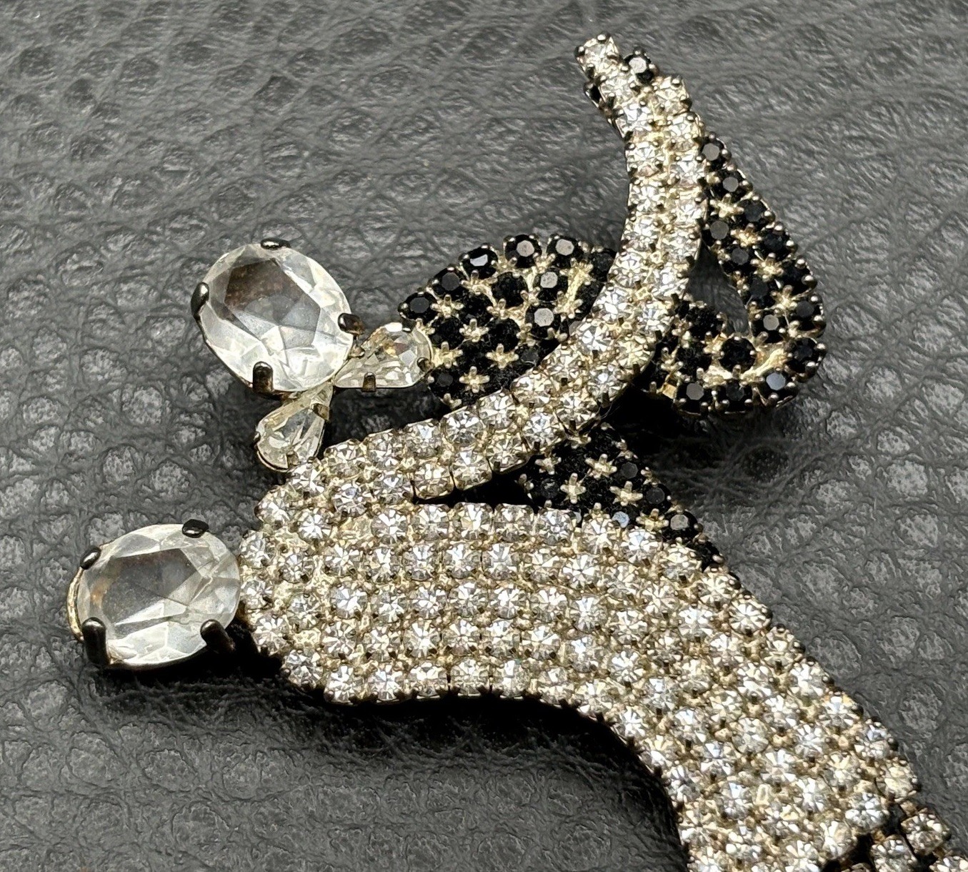 Vintage Rhinestone Dancing Couple Brooch Pin Black Clear Crystal Art Deco Style
