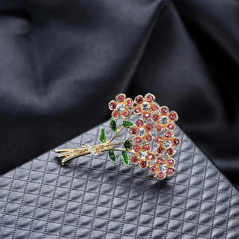 Women’s Pink Crystal Flower Bouquet Brooch Pin Gold Tone Rhinestone Floral Jewel