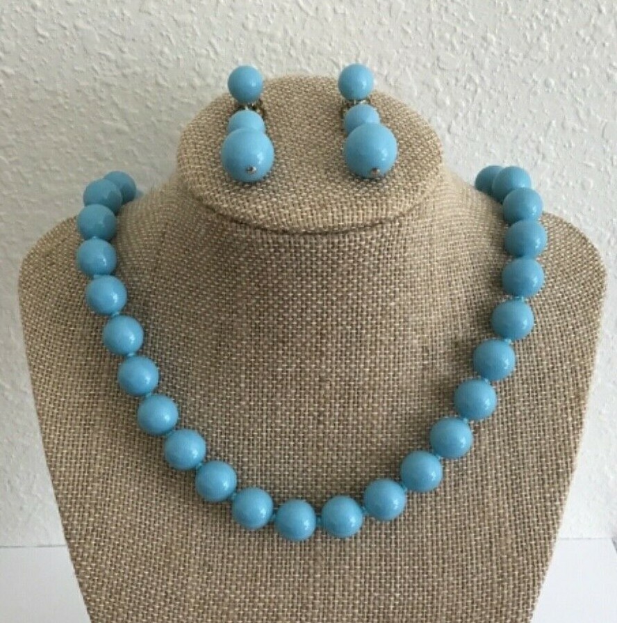 Vintage Signed Japan Turquoise Blue Bead Clip On Earring and Necklace Set 18”