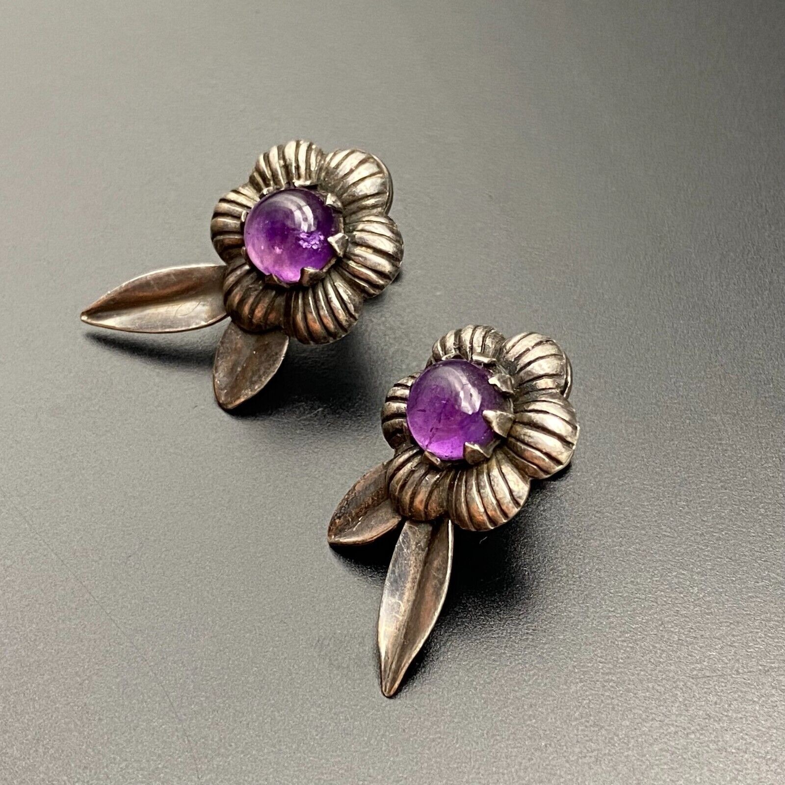 Vintage Mexico Amethyst Flower Sterling Silver Taxco 980 Screw Back Earrings