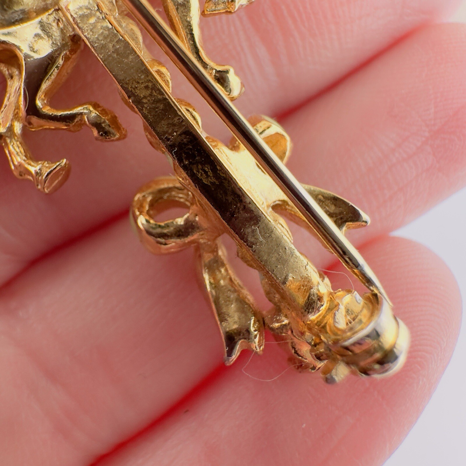 VINTAGE CORO ADOLPH KATZ? MERRY GO ROUND CAROUSEL HORSE BROOCH PIN CLIP UNSIGNED