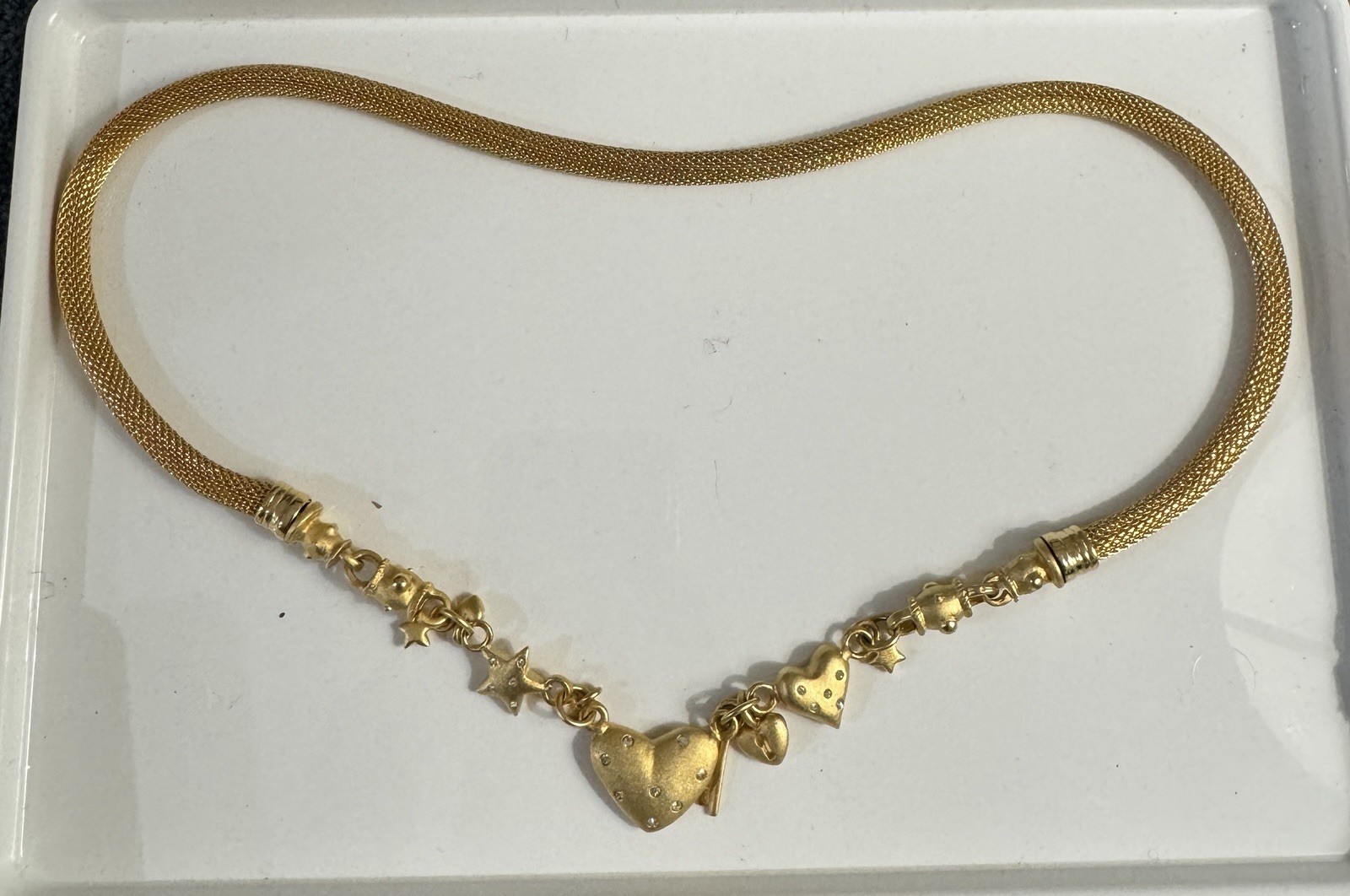 VTG 2PC Gold Tone Mesh Choker Pendant Charm Necklace Puff Heart Snap Closure