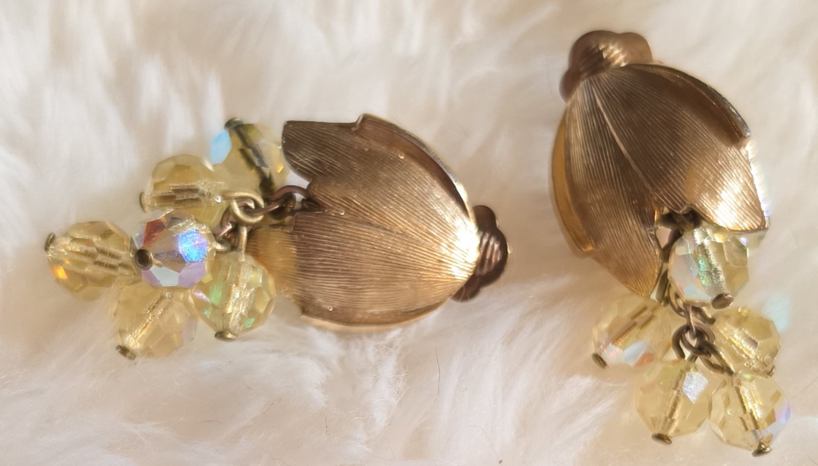 Vintage Yellow AB Faceted Glass Cascading Beads Brooch Earrings Jewelry Set