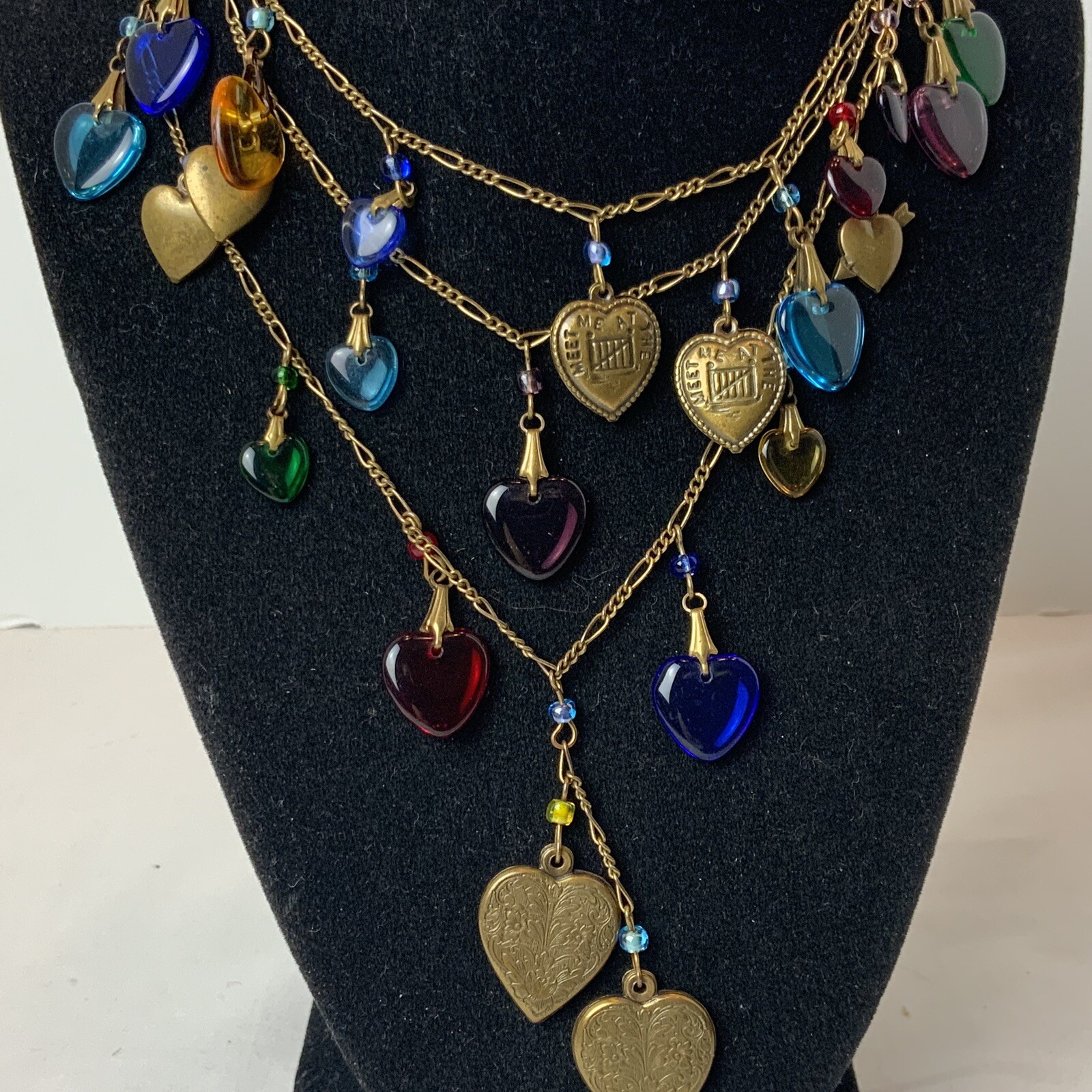 VTG Glass Works Studio G.W.S Signed Multi Color Glass Hearts Charm Long Necklace