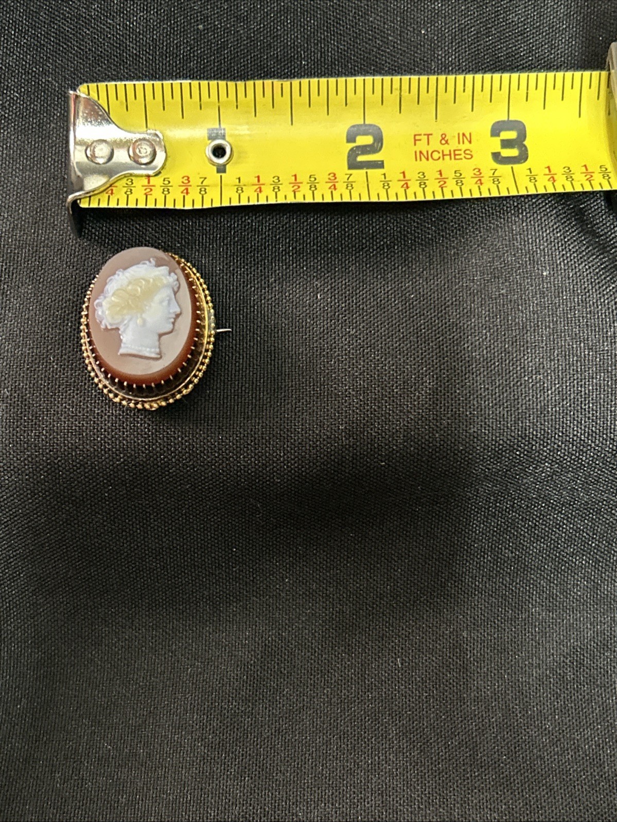 Antique Carved Shell Cameo Brooch Gold Frame Victorian Lady Portrait*