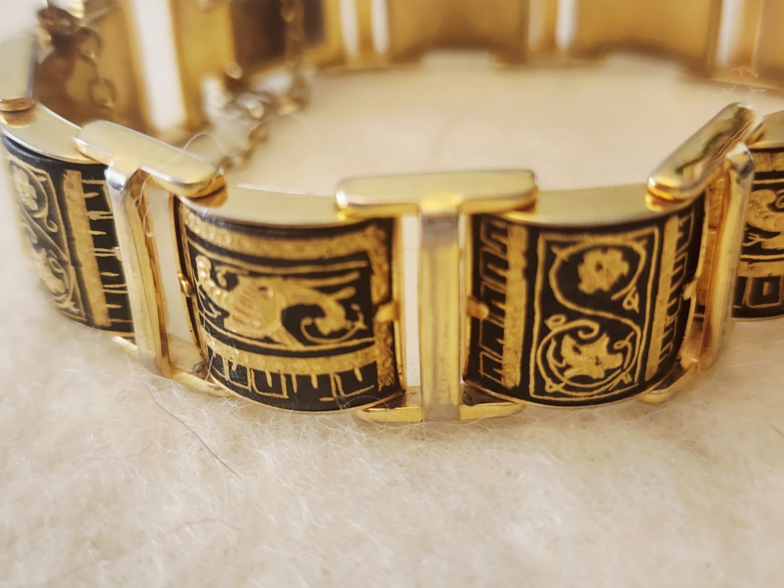 Vintage Damascene Bracelet, Earrings, Ring 7.5″ X 5/8″