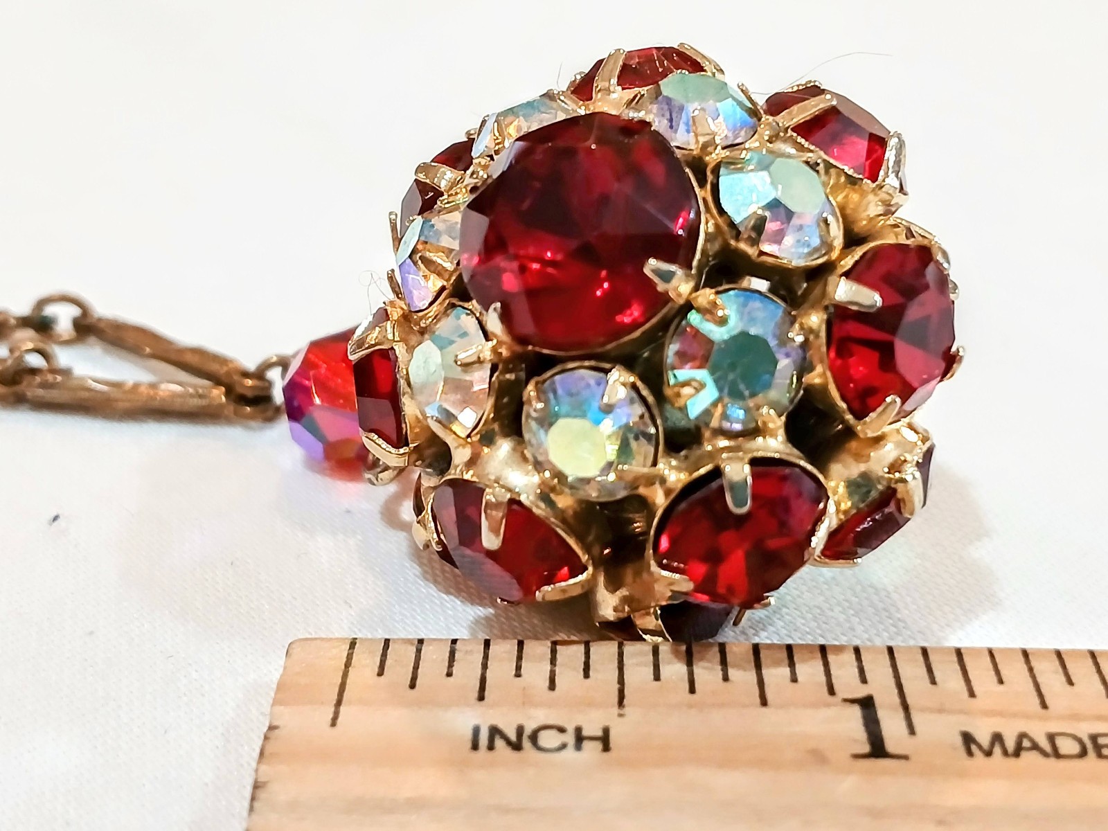 VTG Necklace Red Ball Sparkly Rhinestones Clear & Red prong set 28″ long end2end