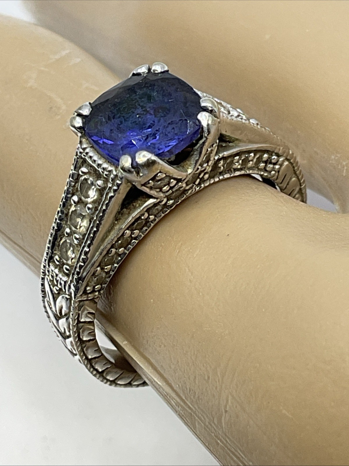 Ladies Ring Solid 14K White Gold Cushion Blue Stone & Diamonds VINTAGE HANDMADE