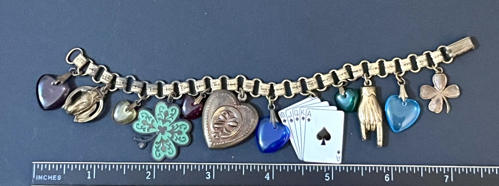 Vintage Charm Bracelet Poker Shamrock Dangles Cards Hearts Glass Works Studio ?