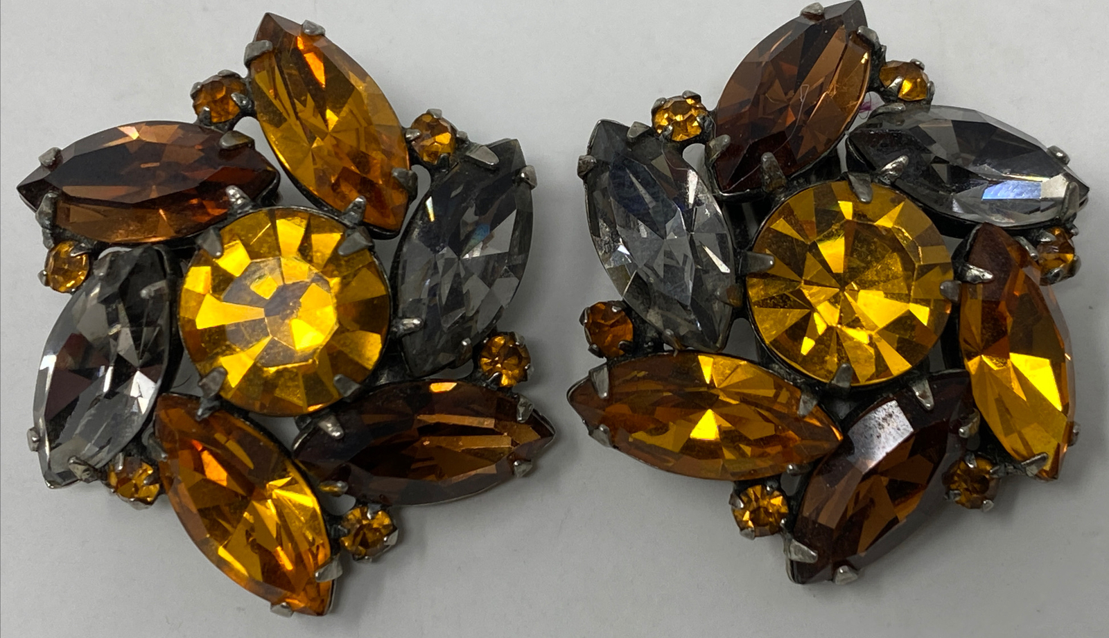 Art Deco Fantastic Vintage Signed Vogue Sparkly Topaz Rhinestone Clip Earrings
