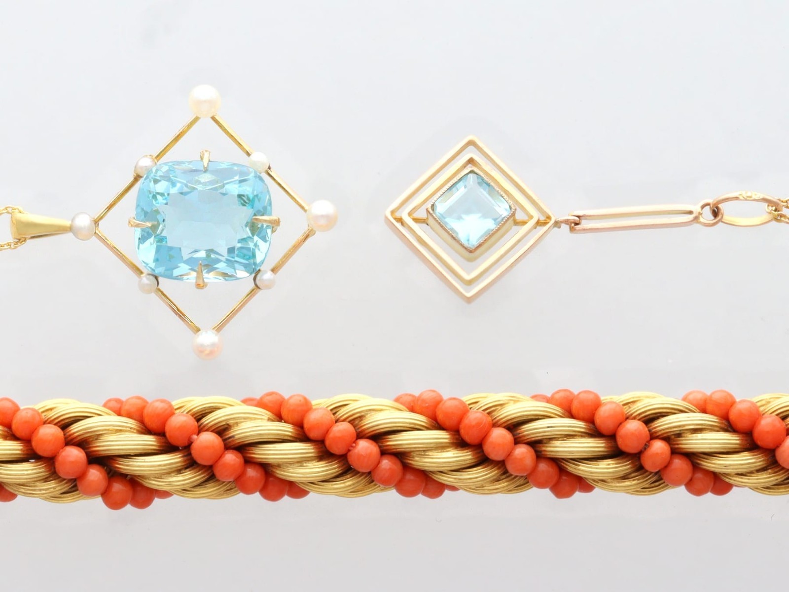 Antique 8.50Ct Aquamarine and Pearl 12k Yellow Gold Pendant Circa 1930