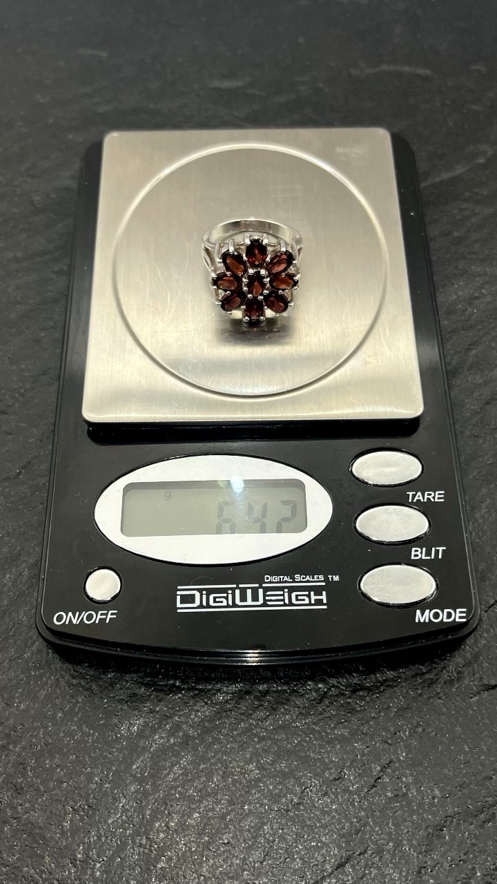 Vintage 925 Sterling Silver Red Garnet Flower Ring Size 7