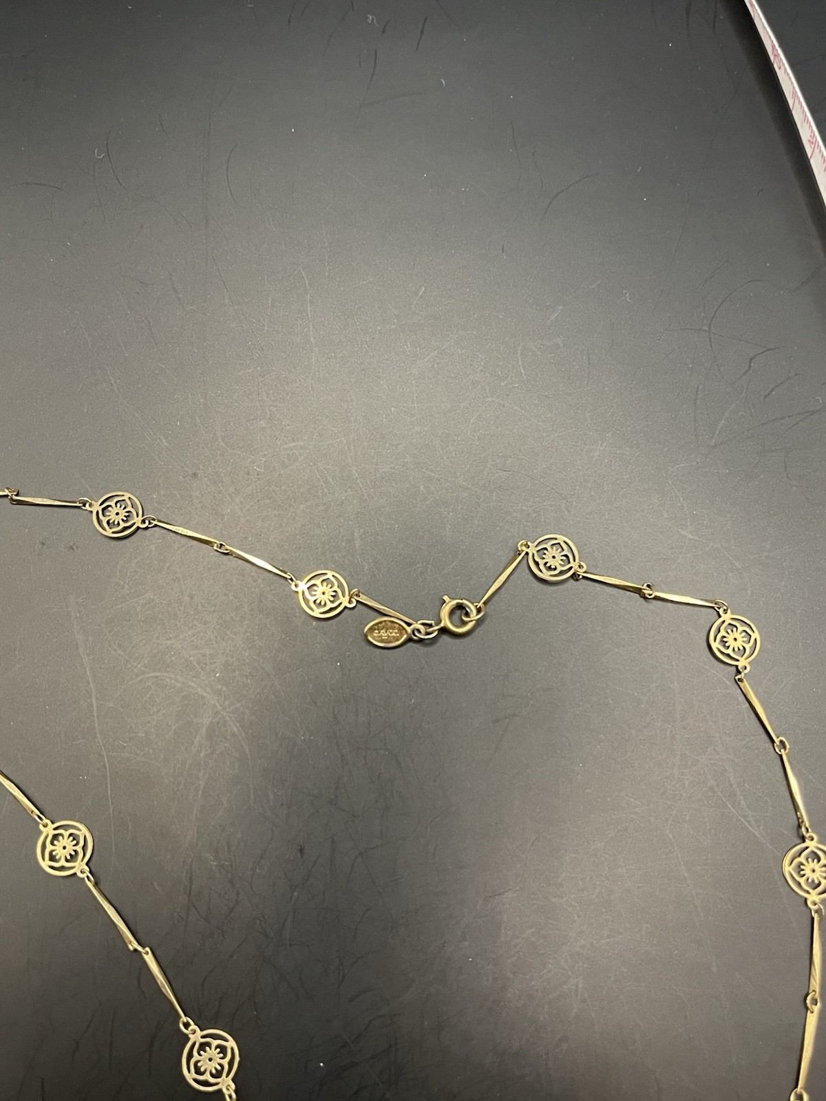 Avon Flower Lace Necklace Dainty Bar Link Chain Gold Tone Floral Vintage