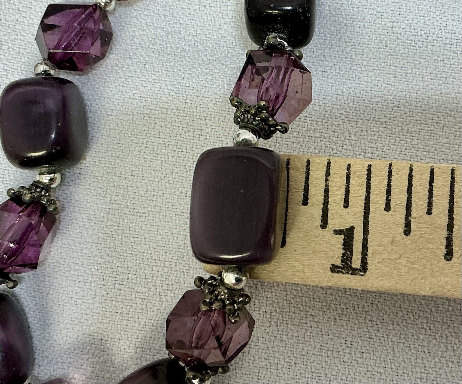 Vintage Chunky Purple Glass And Acrylic Beaded Necklace 21 Inches