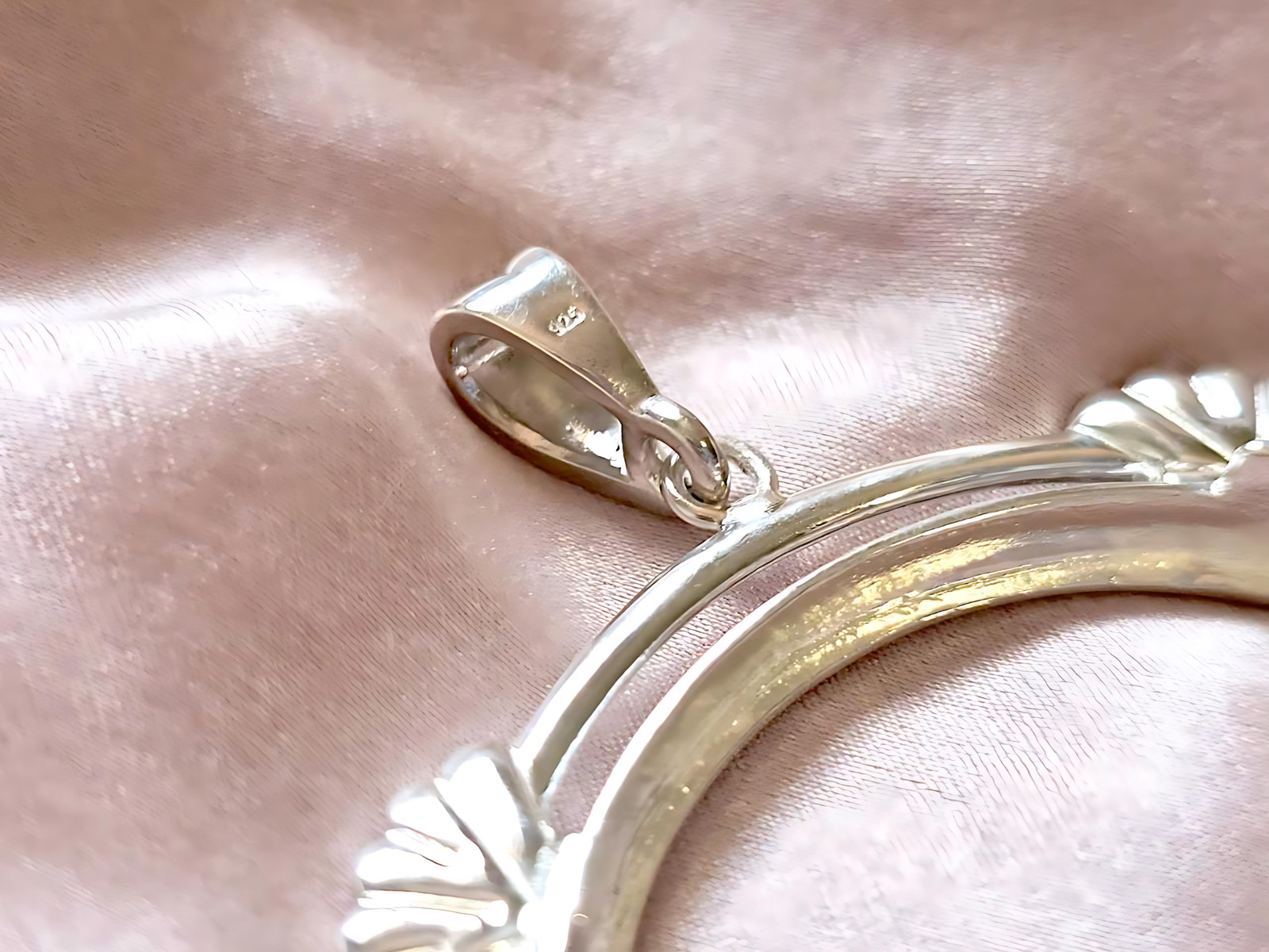 925 Sterling Silver Prong Back Clamshell Edge Bezel for 39mm Coins