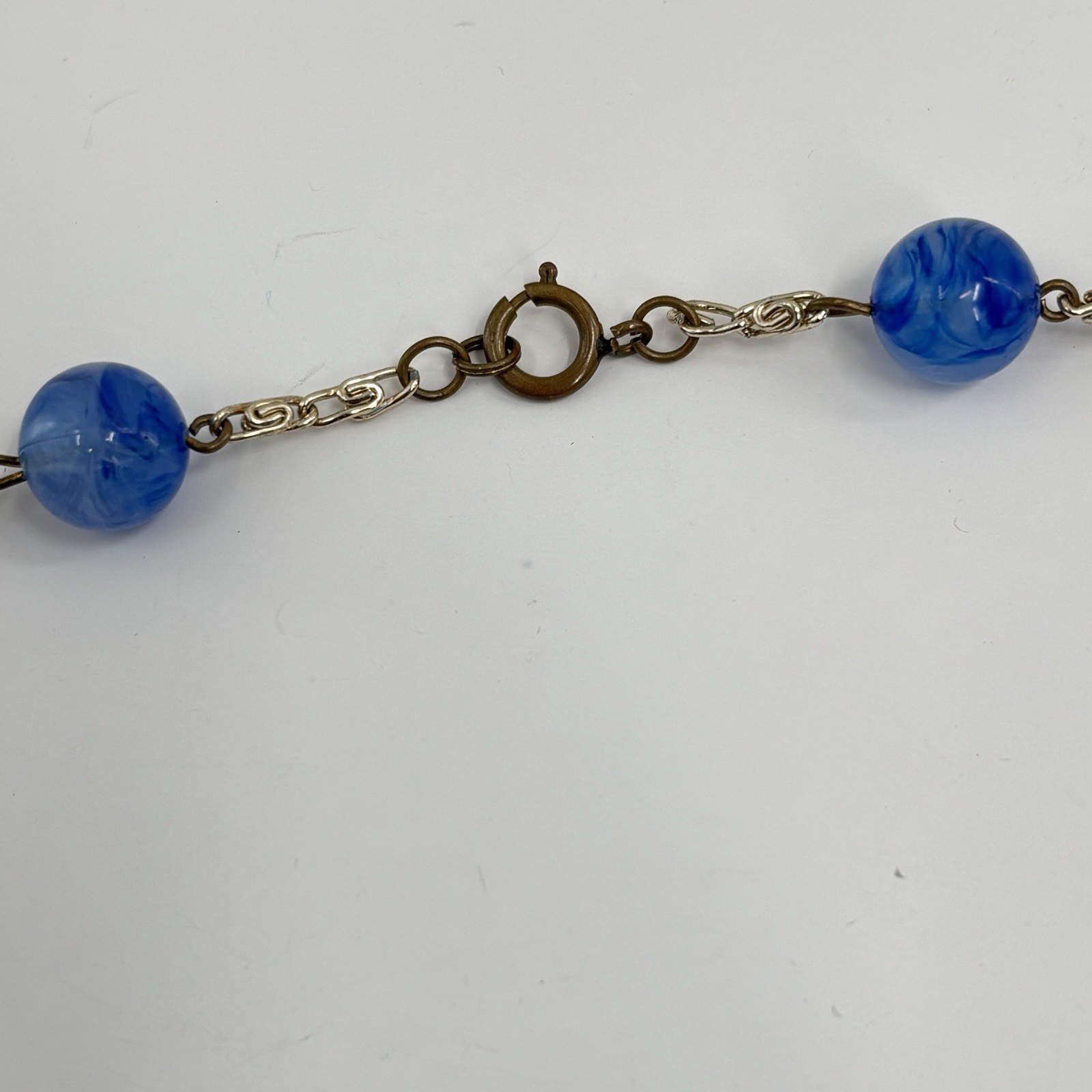 VTG Necklace Gold Tone Blue Marbled Beads 26″ Modern Art Nouveau Style