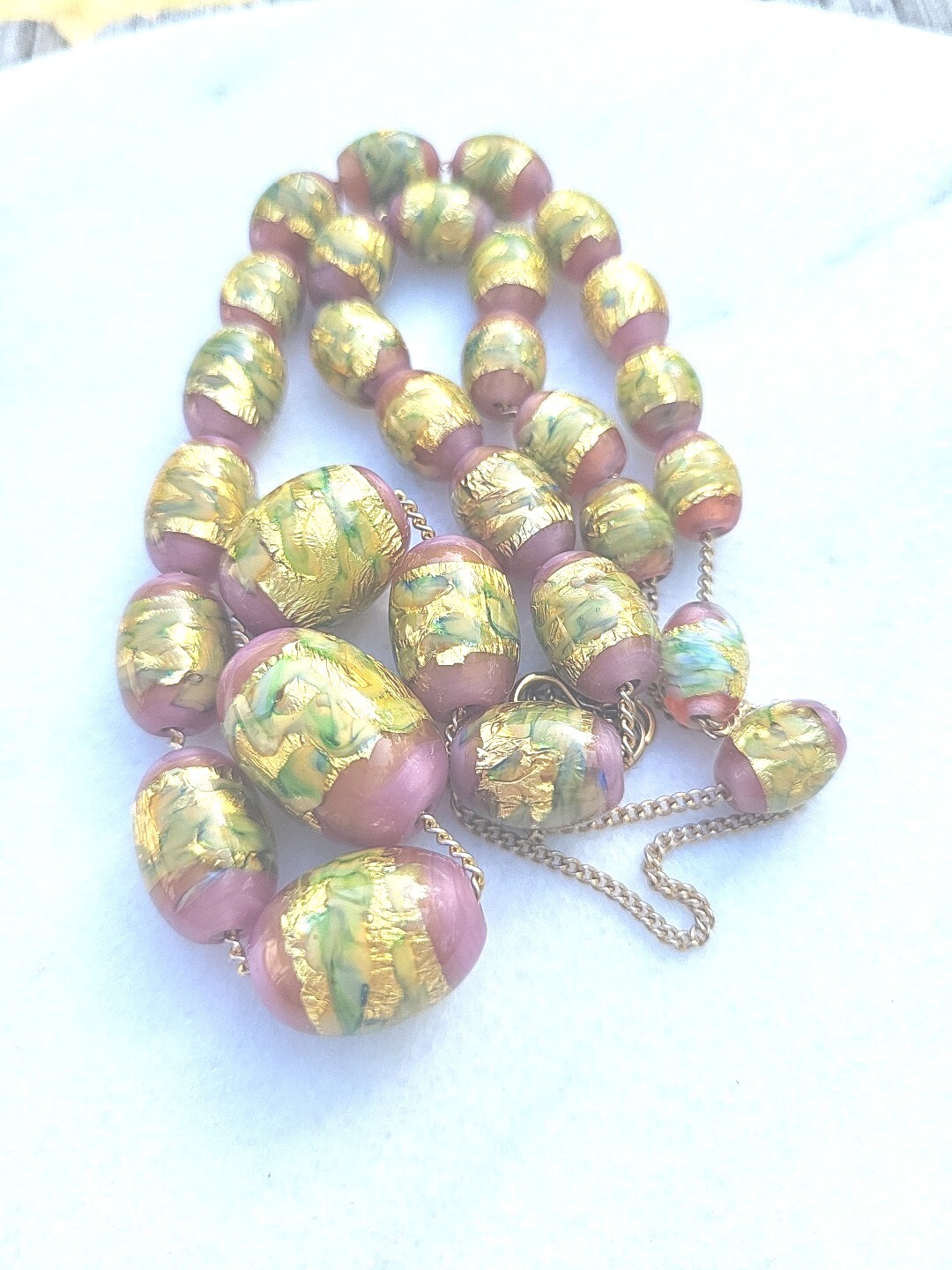 SALE! RAREST VINTAGE GOLD FOIL GREEN YELLOW MAUVE GLASS BEAD CHAIN NECKLACE SET