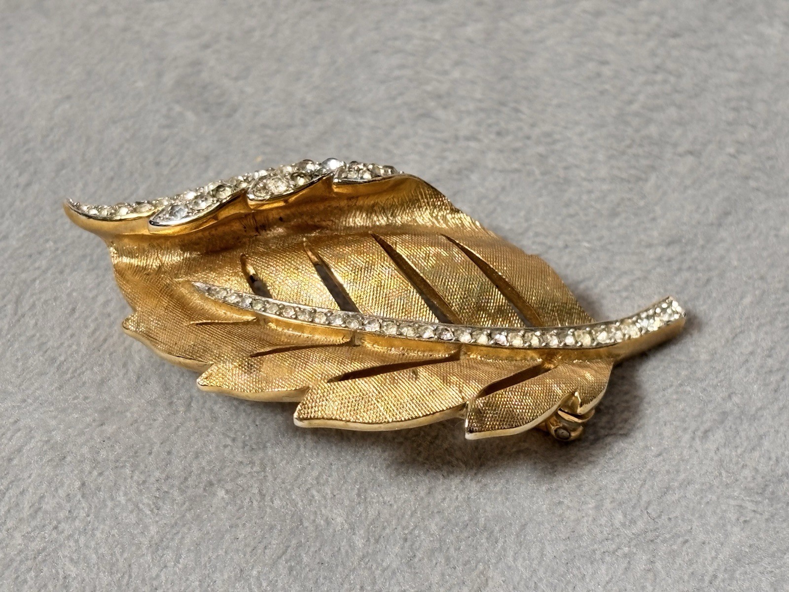 Trifari Rhinestone Gold Tone Leaf Vintage Brooch Nature