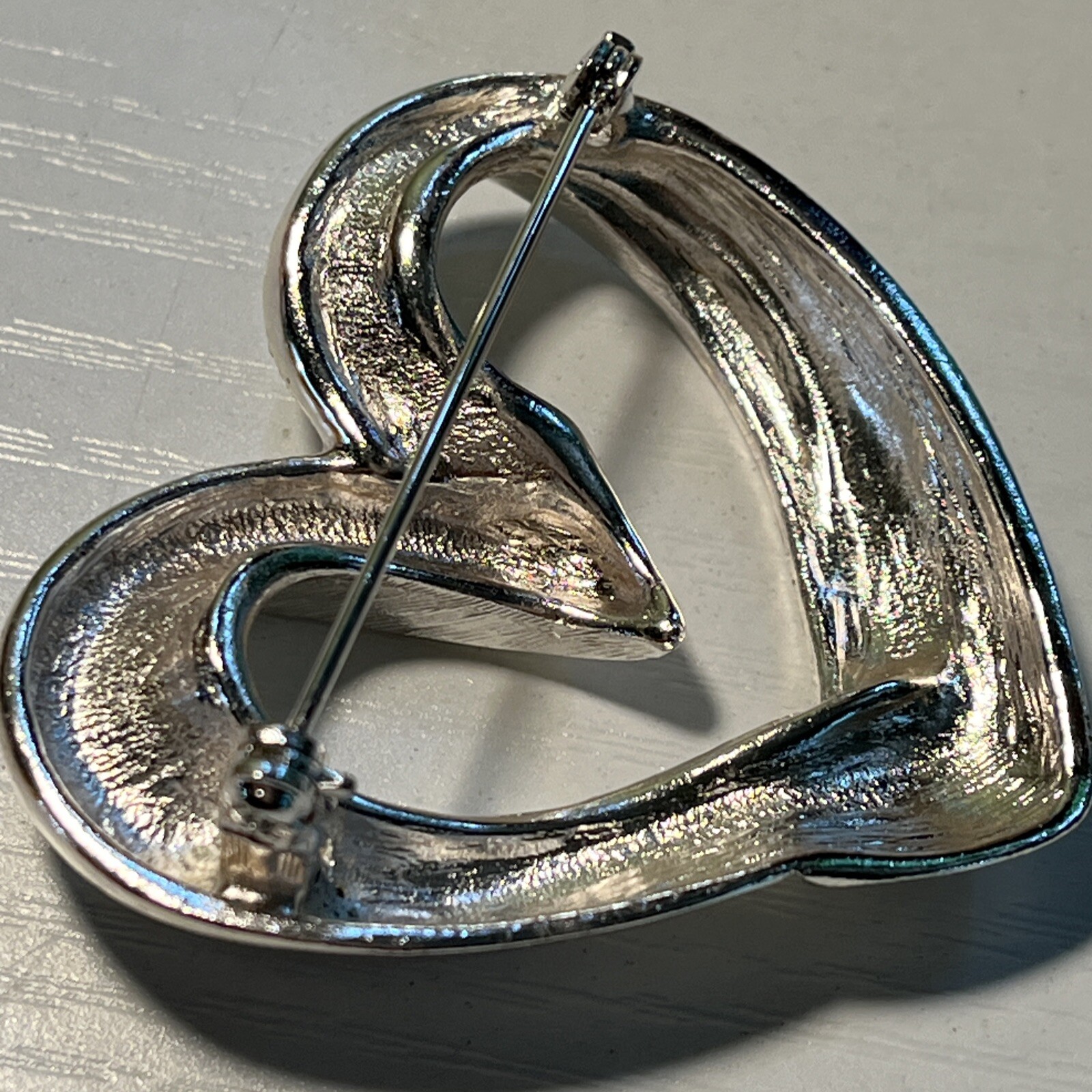 Vtg Chunky Silver Tone Metal Open Heart Brooch 2”