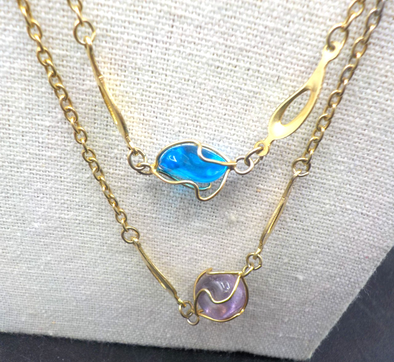 Vintage Gold Tone Wire Wrapped Multicolor Quartz Bead Necklace 48″ chain length