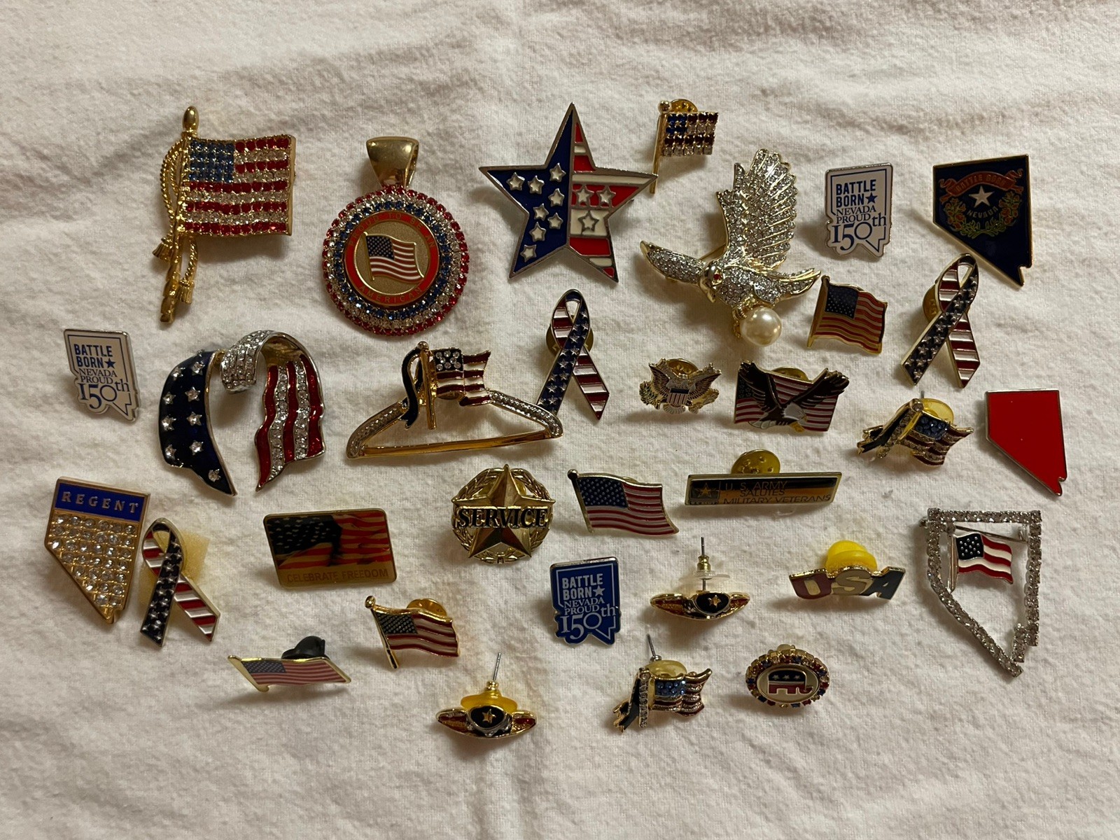 Large Lot Pin Flag Stars Stripes Ribbons Cowboy Hats Eagle Nevada USA Patriotic