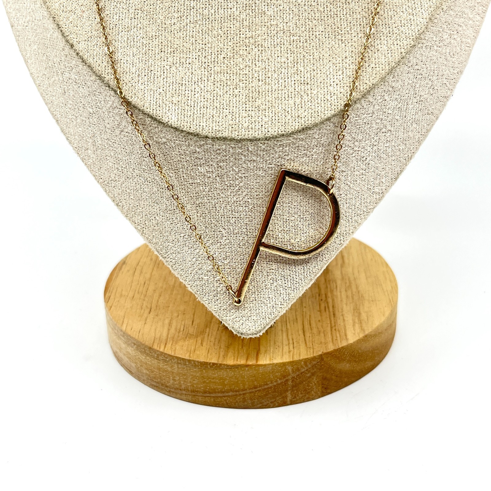 Necklace Vintage Gold Tone Large Letter P Initial Pendant Y2K Style Minimalist
