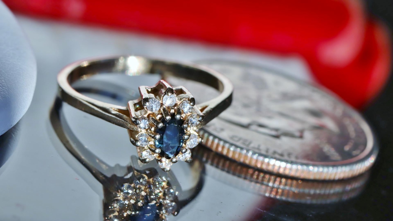 14k yellow gold size 5.75 ring 0.35ct natural, treated sapphire diamond 1.83gr