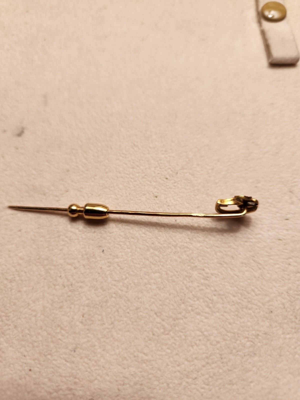 18k yellow gold FLEU-DE-LIS antique VICTORIAN stick pin ROSE CUT rock Crystal