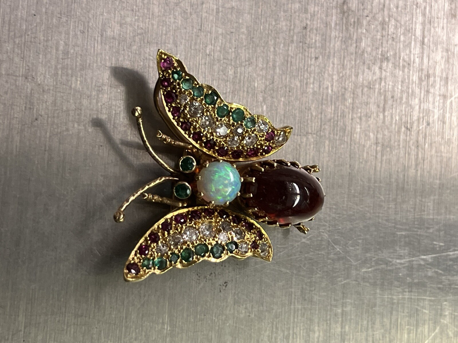 DIAMOND , GOLD ,OPAL, BUTTERFLY ,RUBY,EMERALD T= 1.80 CT PENDANT BROOCH 15.10 GR