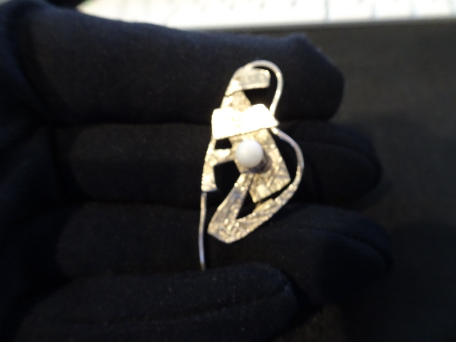 #621-VINTAGE STERLING SILVER VERY DIFFERENT PIN-925-