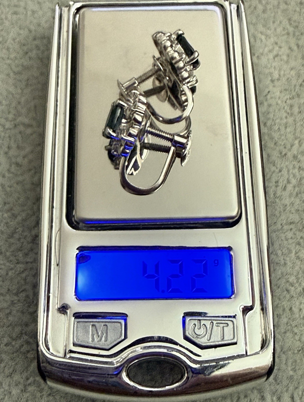 850 Platinum Sapphire And Diamond Non-pierce Screw back Earrings