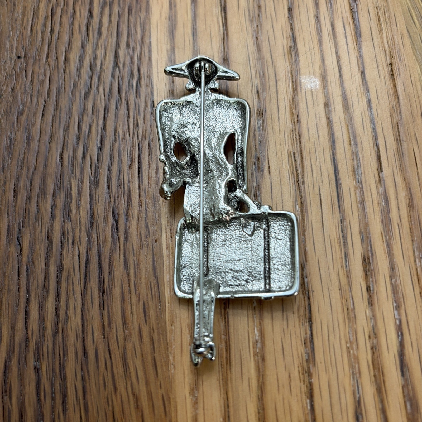 Vintage Brooch – Traveling Lady Poodle Suitcase New York LA Woman Person Silver