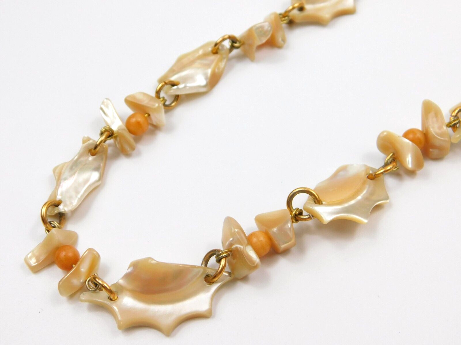 Vintage Gold Tone Unique Cream & Orange Mother of Pearl Chip Necklace 34″ Long