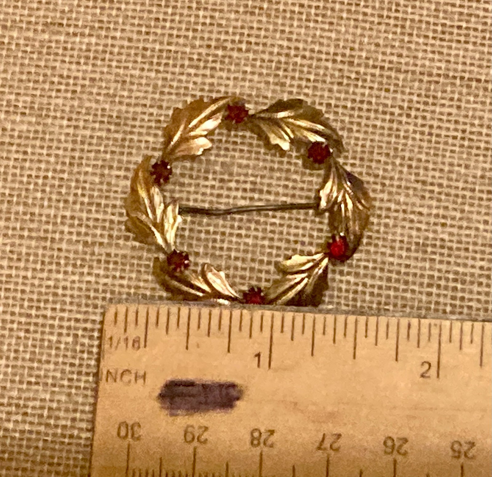 Vintage Gold Filled Brooch Leaf Wreath Red Rhinestone Signed CT