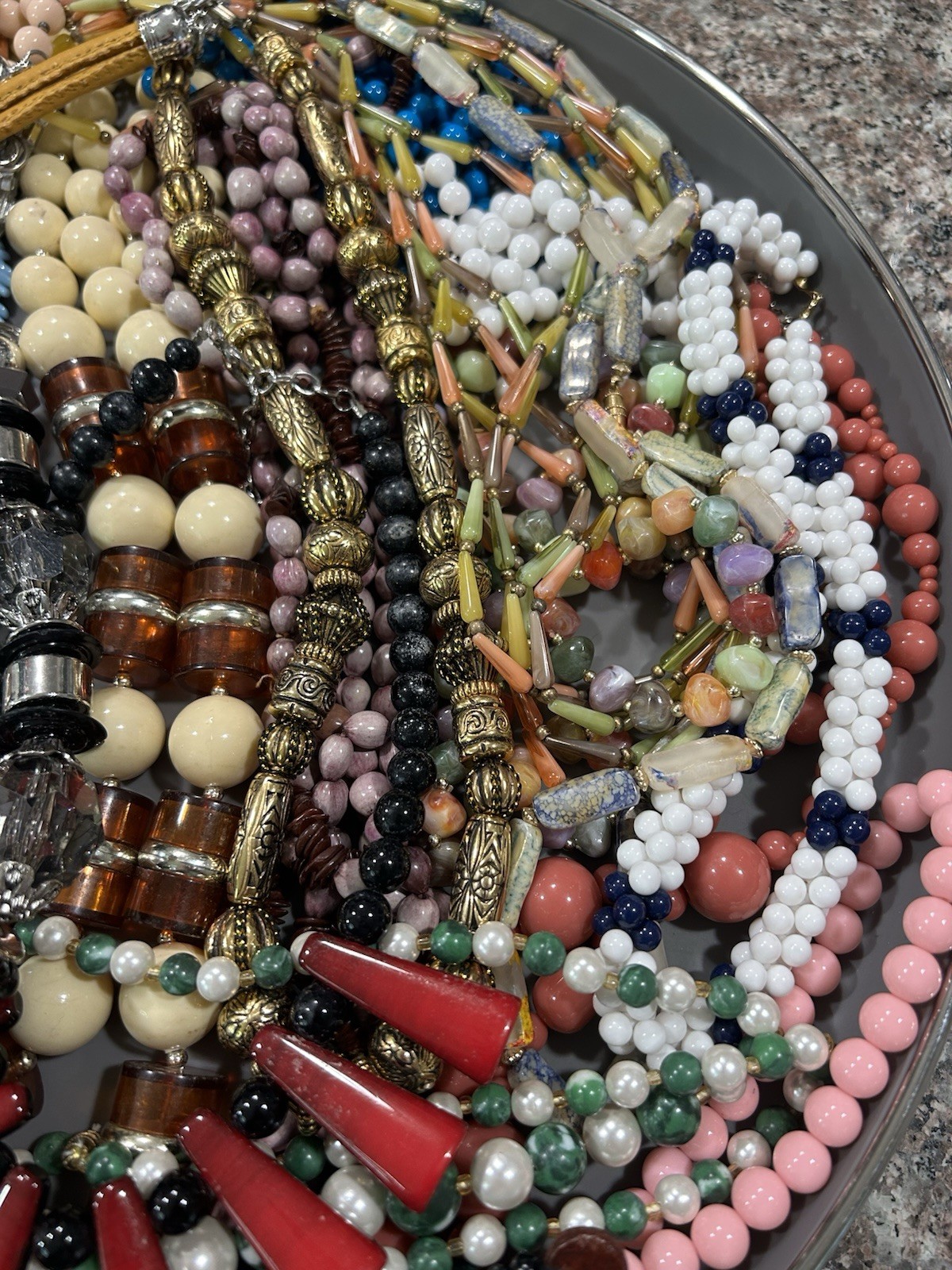 Lot 25 Vintage Beaded Necklaces Plastic Acrylic Glass Costume Jewelry