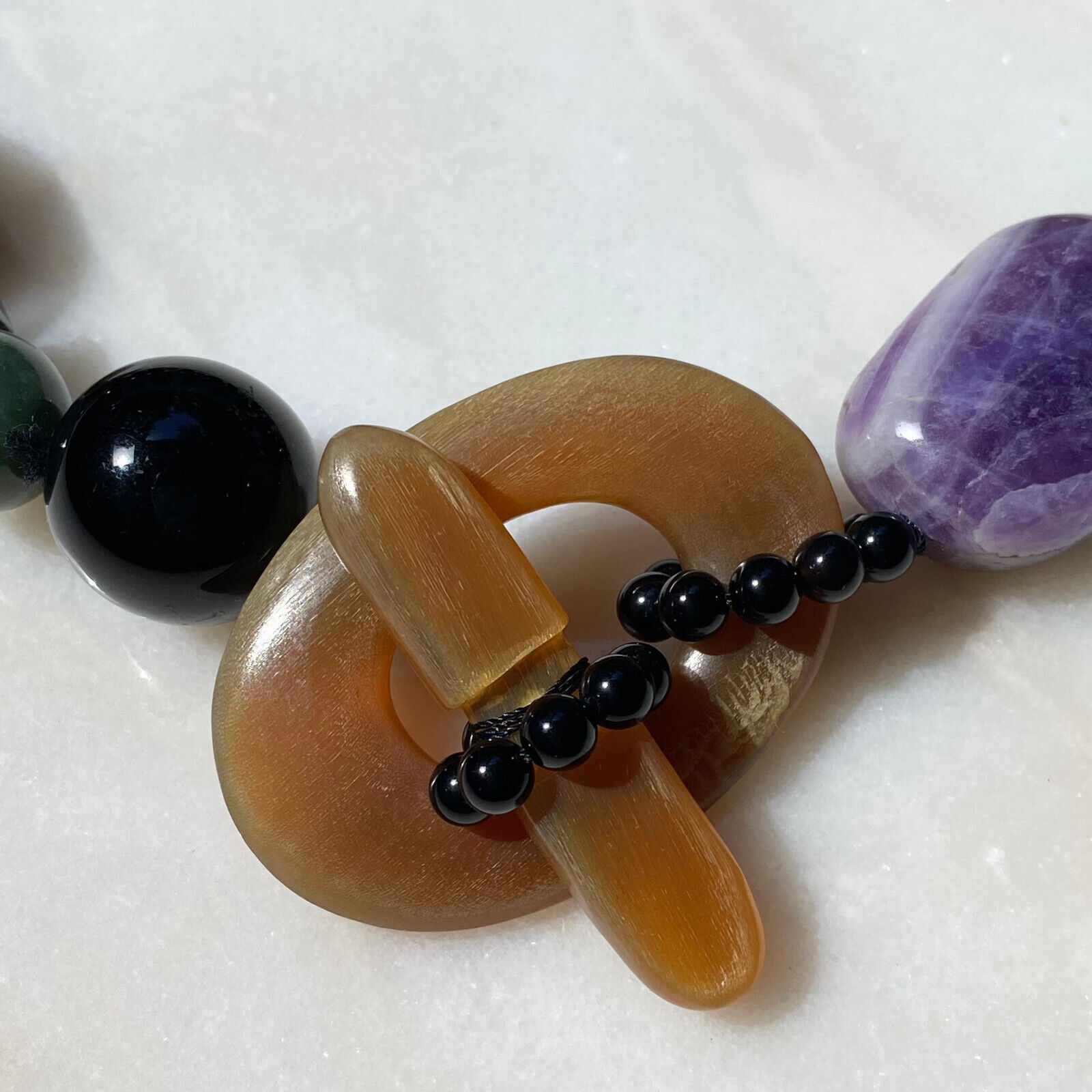 LARGE VINTAGE MIXED GEMSTONE MULTICOLOR BEAD ARTIST MADE NECKLACE HORN CLASP 19″