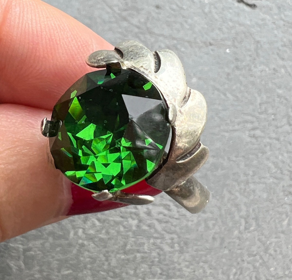 VINTAGE LARGE ROUND GREEN PASTE GLASS RHINESTONE RING 925 STERLING SLVER MEXICO