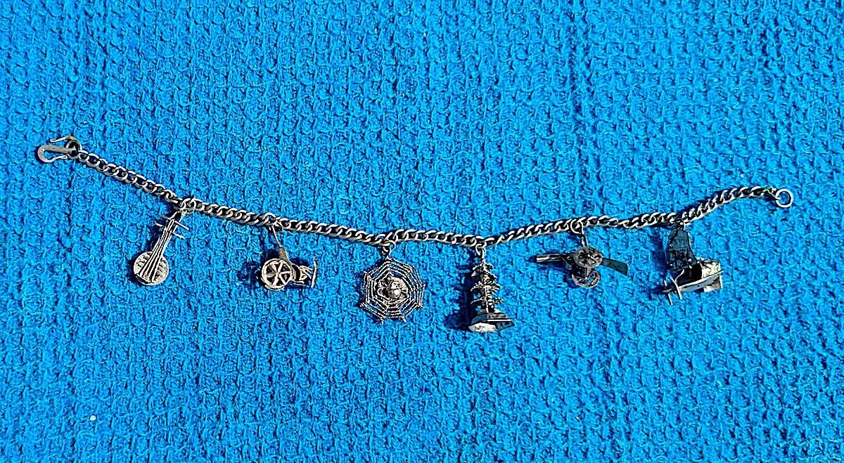 7.5″ Silver Cable Chain Bracelet with Chinoiserie Charms and Hook Clasp