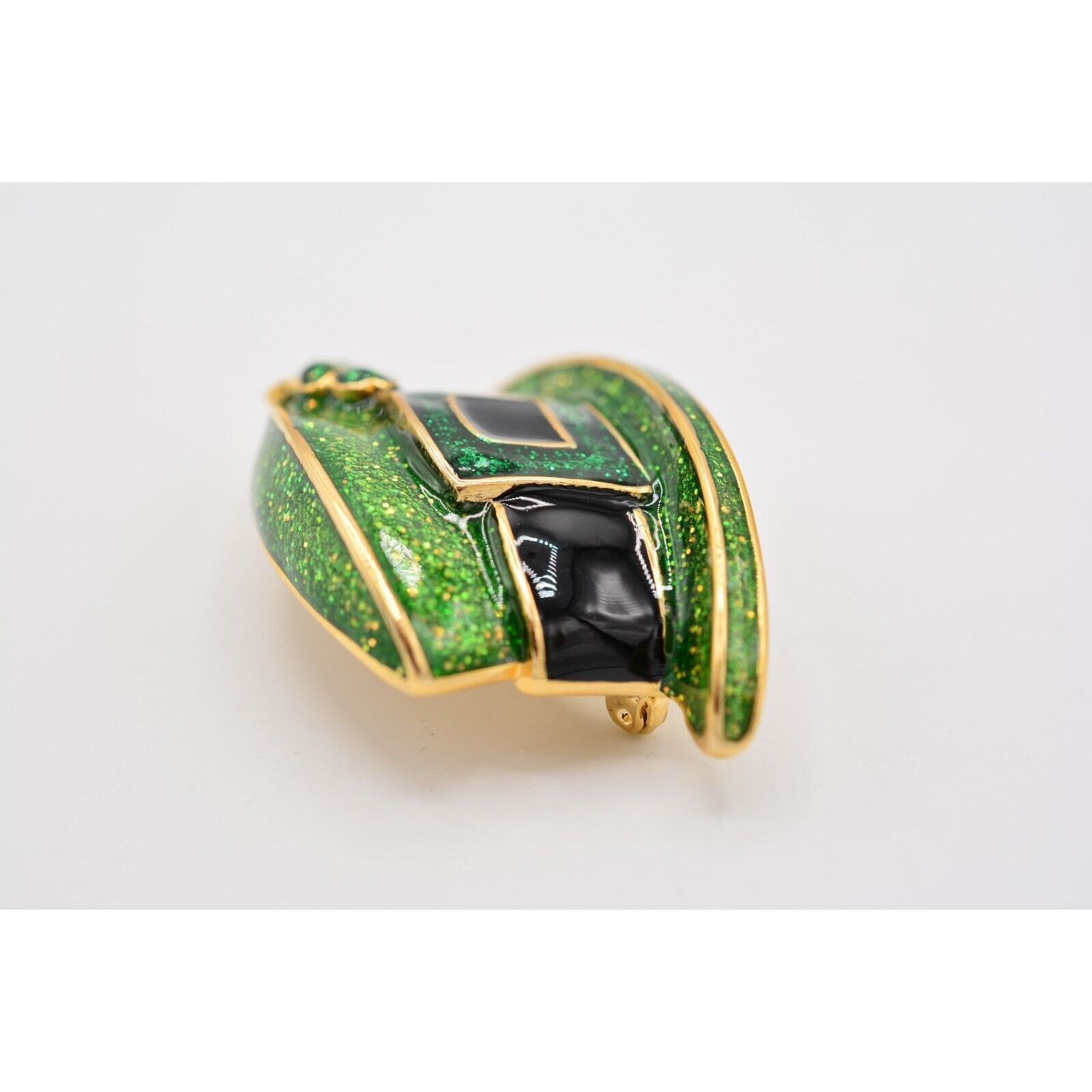 Vintage Leprechaun Pin Brooch Shamrock Hat Green St. Patrick’s NOS 1980s BinA5